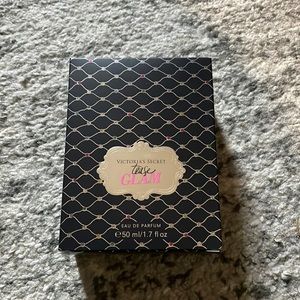 Victoria’s Secret Tease Glam Perfume 1.7oz